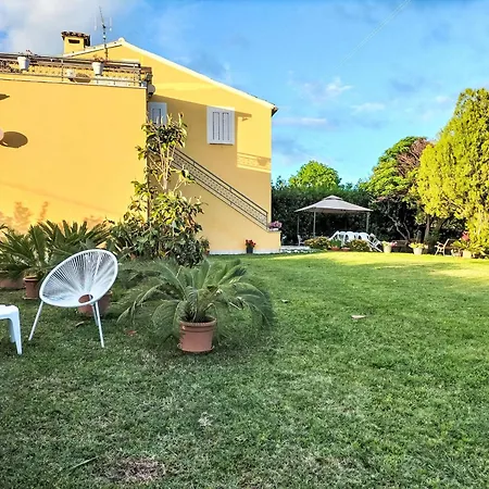 Erika By Interhome *